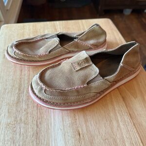 ARIAT Womens Cruiser Loafer Size 7.B taupe Leather Suede